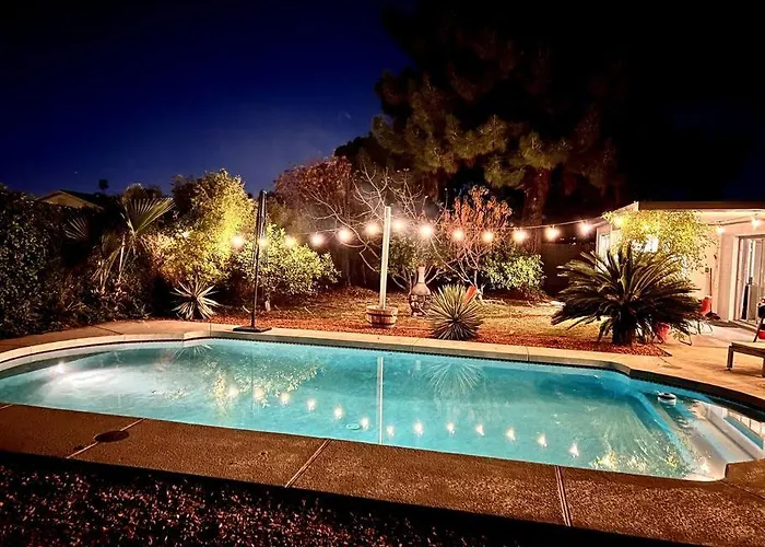 Desert Oasis- *pool And Hot Tub* *