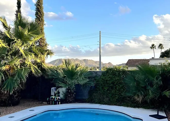 Desert Oasis- *pool And Hot Tub* Ferienhaus Phoenix